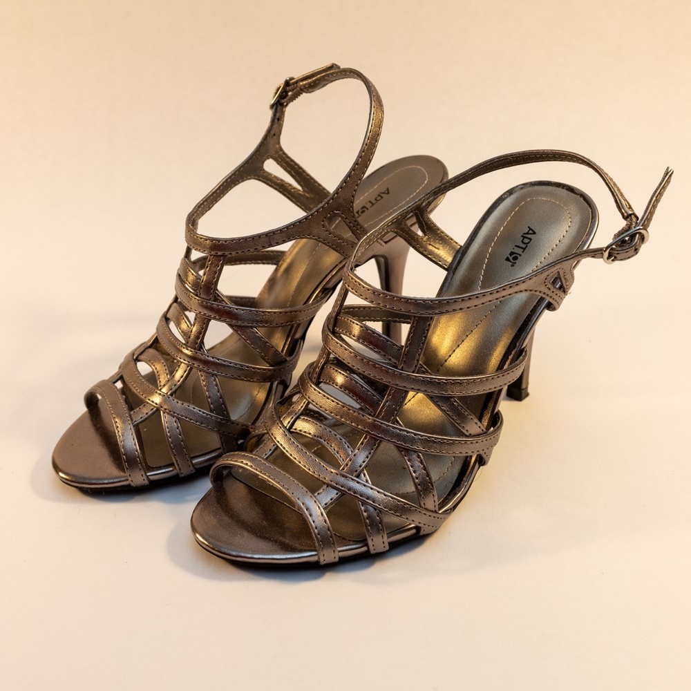Apt 9 Paytin Pewter heels